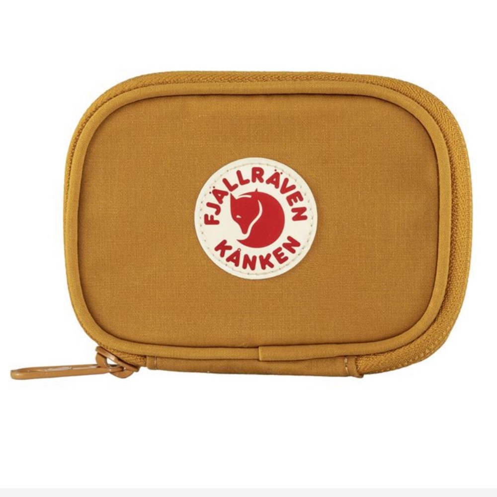Brand new kanken card wallet- color: acorn